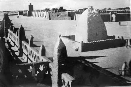 Zoomer sur l'image : 12 Sidi el Hocine depuis la terrasse de l'oasis rouge