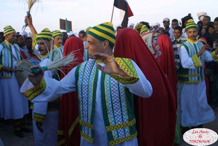 Zoomer sur l'image : 17 Troupe Egyptienne invitée au festival de décembre 2003
